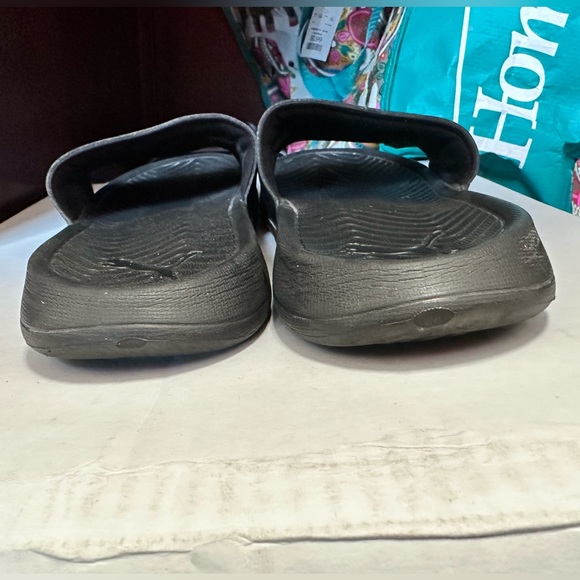 Puma slides - Picture 5 of 6